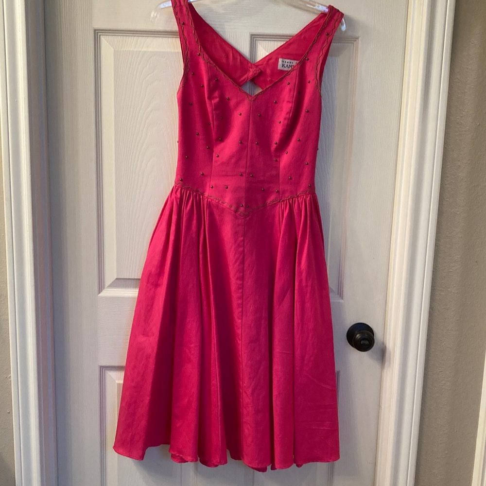 Elegant Pink Sleeveless Dress